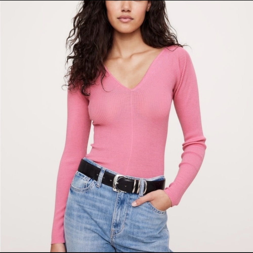NWT Banana Republic Ribbed Merino Double V-Neck Sweater